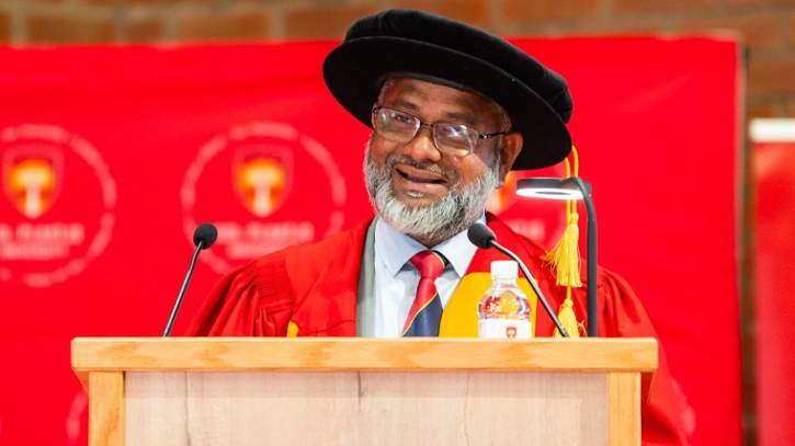 দক্ষিণ আফ্রিকায় সমাবর্তন বক্তা হলেন ইস্টার্ন ইউনিভার্সিটির উপাচার্য প্রফেসর সোবহানী