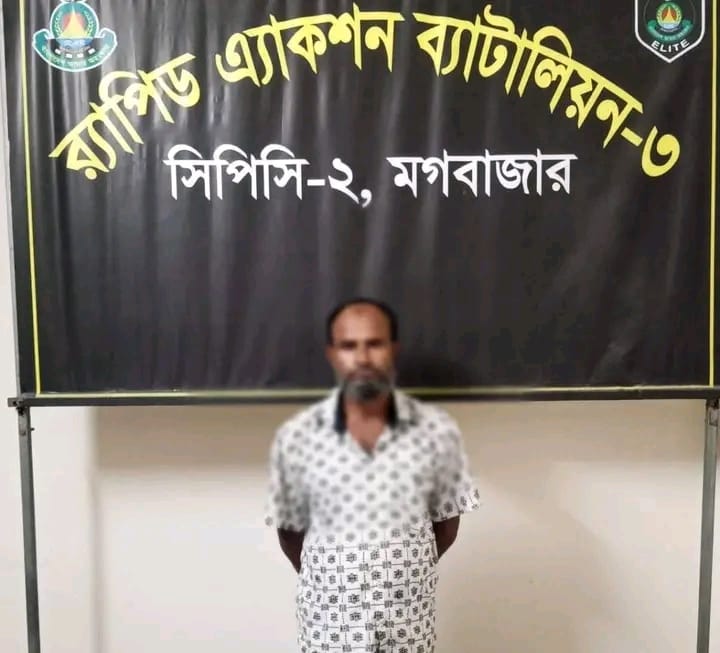লালমনিরহাটে শিক্ষককে কুপিয়ে জখমের ঘটনায় প্রধান আসামি ঢাকায় গ্রেপ্তার
