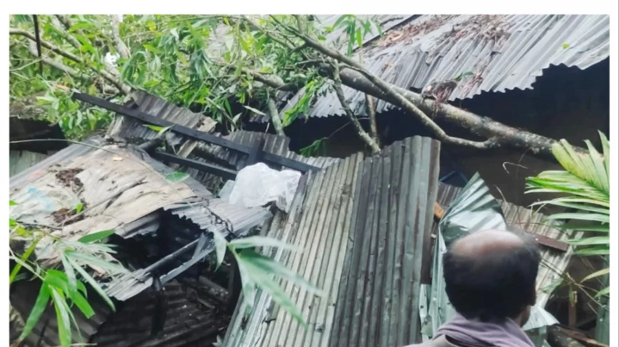 কালবৈশাখী ঝড়ে কমলগঞ্জে ১২২টি ঘরবাড়ি ক্ষতিগ্রস্ত