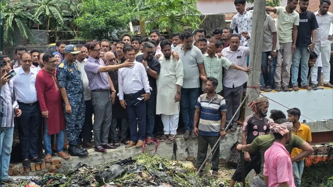 খালকে ময়লার ভাগাড়ে পরিণত করা বন্ধ করতে হবে : চসিক মেয়র