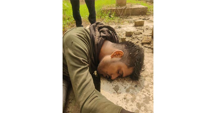 জীবননগরে ছাদ থেকে পড়ে যুবকের মৃত্যু