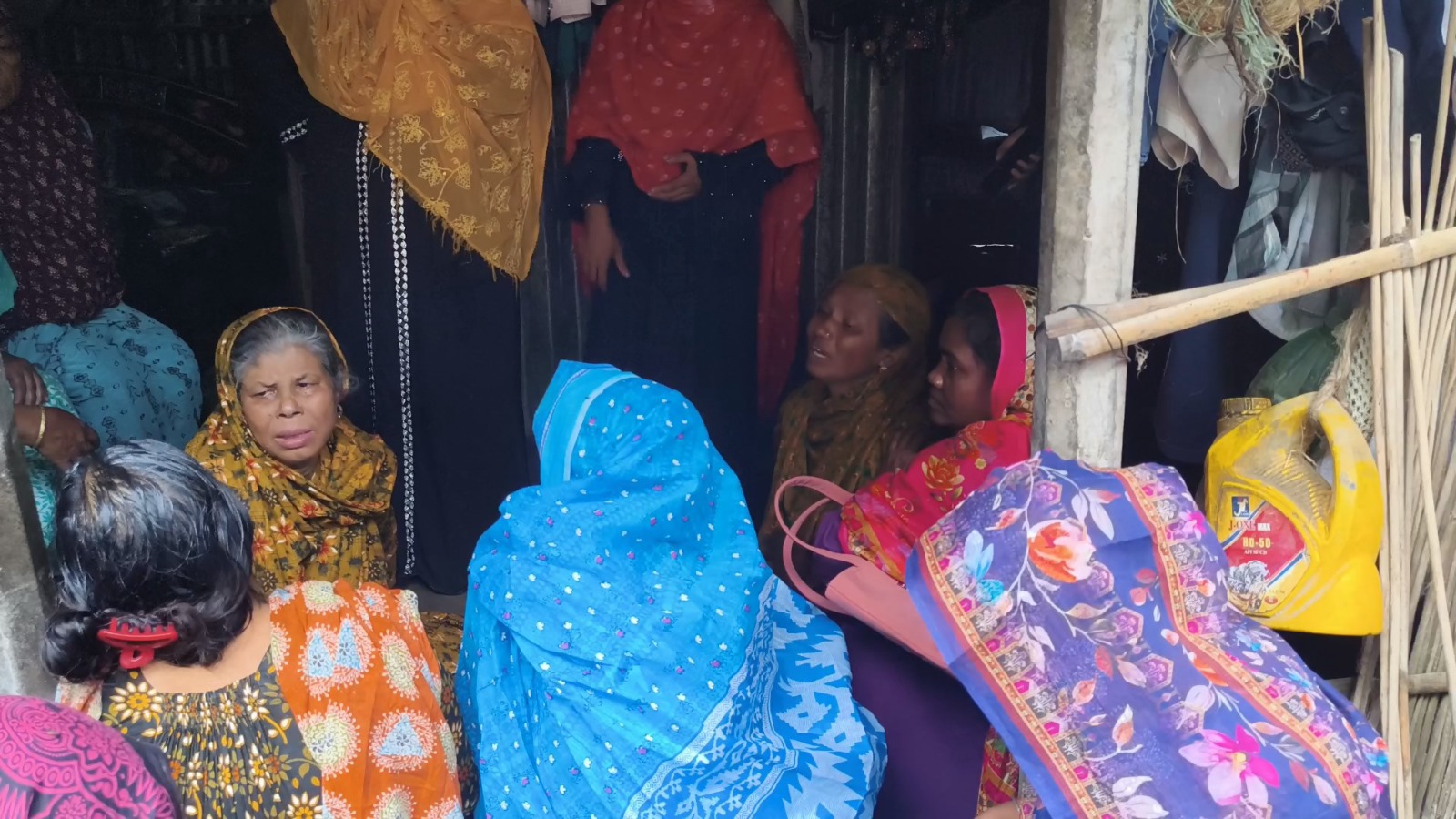 শৈলকুপায় কৃষকের বাড়িতে ডাকাতি