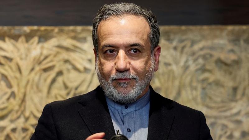 রাশিয়া ও চীন বিভিন্নভাবে সহায়তা করছে: ইরানের পররাষ্ট্রমন্ত্রী