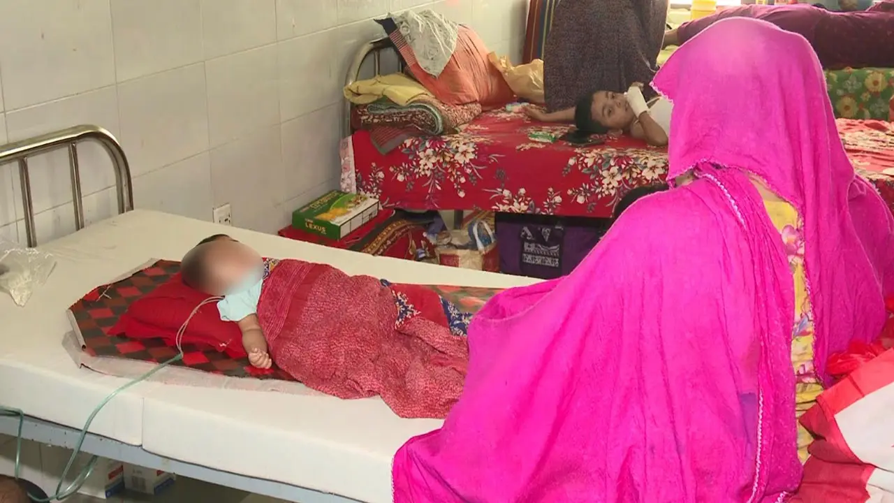 কুষ্টিয়ায় ঠান্ডাজনিত উপসর্গ নিয়ে ৯৭ শিশু হাসপাতালে, ১৯ শিশুর হাম সন্দেহ