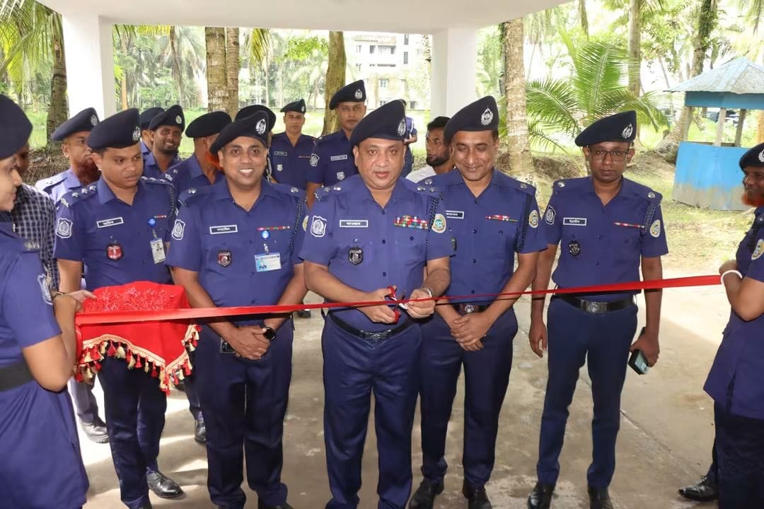 ভোলা পুলিশ লাইন্স হাসপাতালের আধুনিকায়ন এমআই সেন্টার ও মেহমানখানা উদ্বোধন