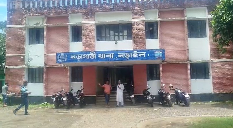 নড়াইলে মাদক বেচাকেনার দ্বন্দ্বে আরাফাত মোল্যাকে কুপিয়ে হত্যা