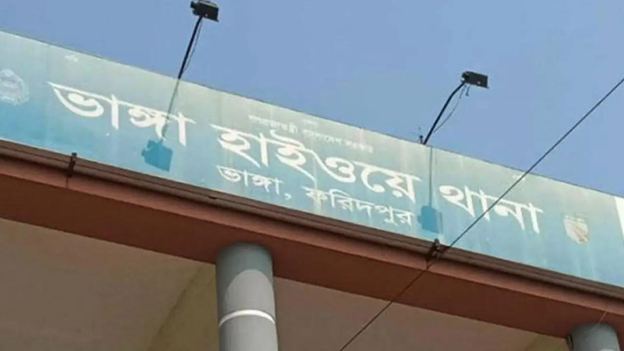 এক্সপ্রেসওয়ের সার্ভিস লেনে কাভার্ডভ্যানের ধাক্কায় বৃদ্ধ নিহত