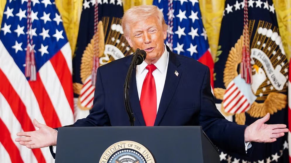 ইরানের জ্বালানি ক্ষেত্রে নতুন করে আর হামলা চান না ট্রাম্প