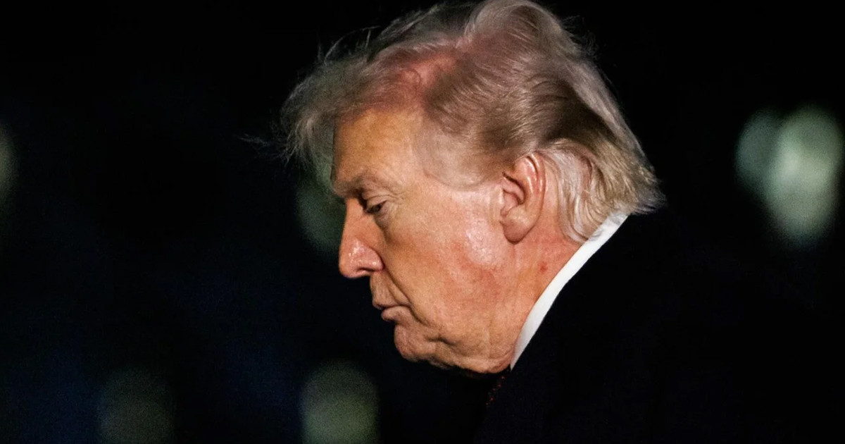 আমিরাতে ইরানের হামলার খবরে স্তম্ভিত ট্রাম্প