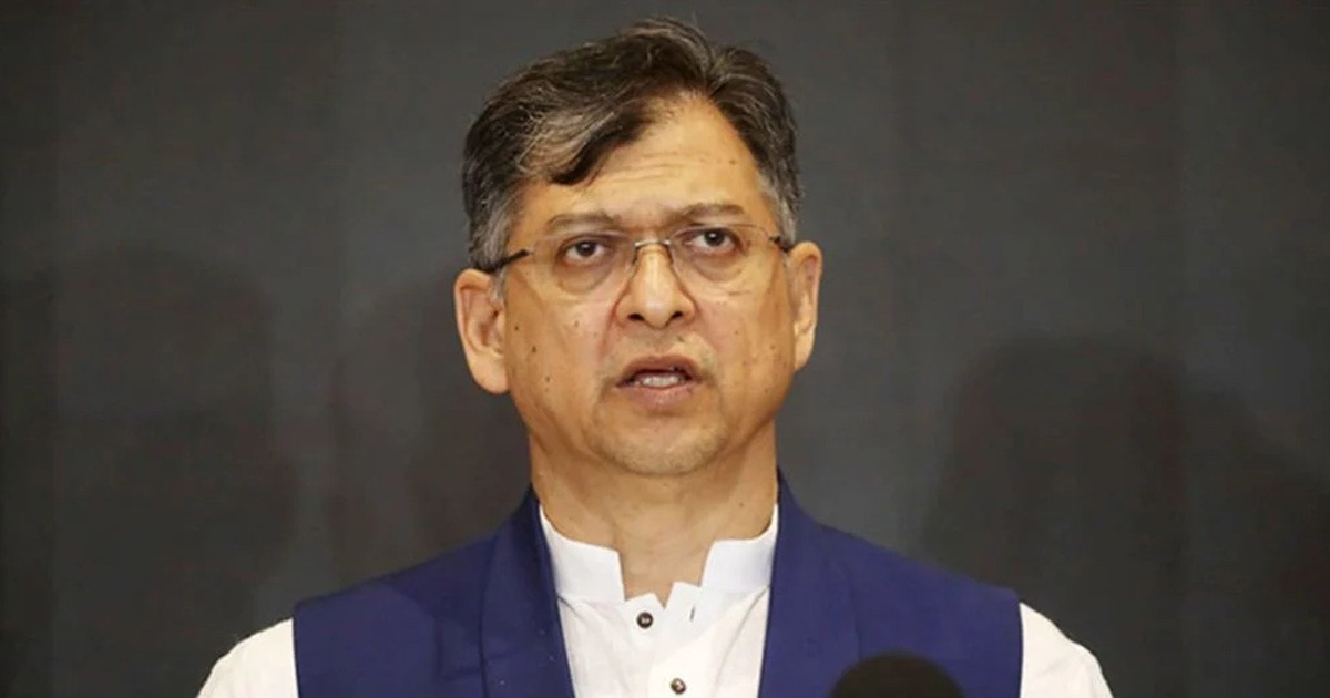 আইনশৃঙ্খলা পরিস্থিতি সরকারের নিয়ন্ত্রণে রয়েছে: স্বরাষ্ট্রমন্ত্রী
