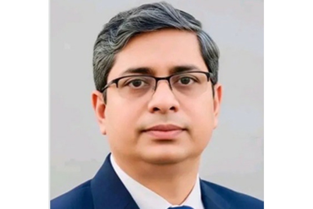 গ্রামমুখী উন্নয়নের কারিগর: প্রতিমন্ত্রী মীর শাহে আলম