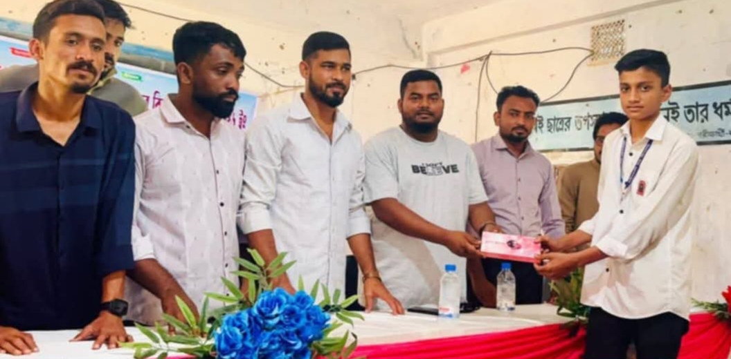ছাত্রদলের উদ্যোগে বাইসাইকেল চালানো প্রতিযোগিতা ও পুরস্কার বিতরণ