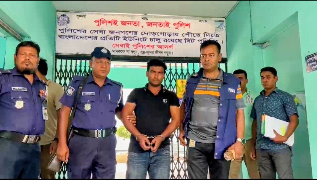 ধামরাইয়ে গহনা লুটে হত্যা করা হয় সেই এএসসি পরীক্ষার্থীকে