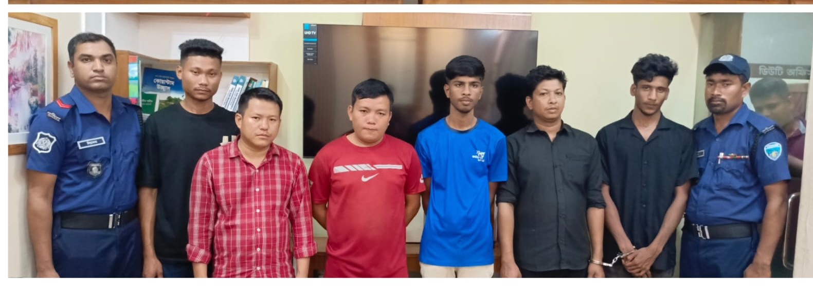 রাঙ্গামাটিতে কোতোয়ালী থানা পুলিশের বিশেষ অভিযান: মাদকসহ গ্রেফতার ৮