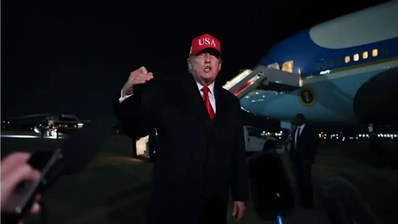 ইরানে আবার হামলা চালানোর কথা ভাবছেন ট্রাম্প : দ্য ওয়াল স্ট্রিট জার্নাল