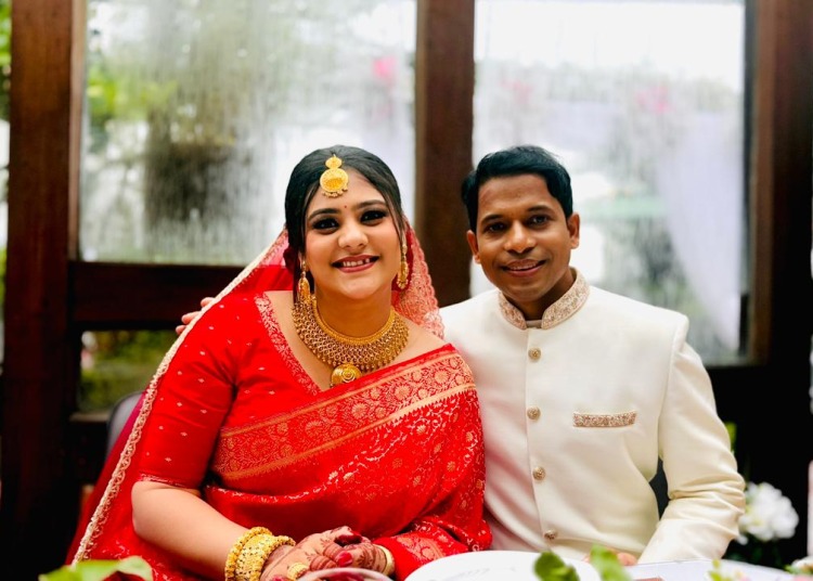 বিয়ে করলেন দীপ্তি চৌধুরী