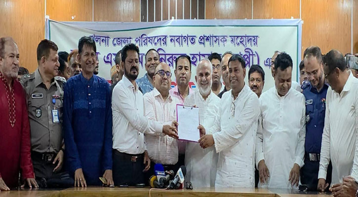 খুলনা জেলা পরিষদের দায়িত্ব গ্রহন নবনিযুক্ত প্রশাসক মনিরুল হাসান বাপ্পীর