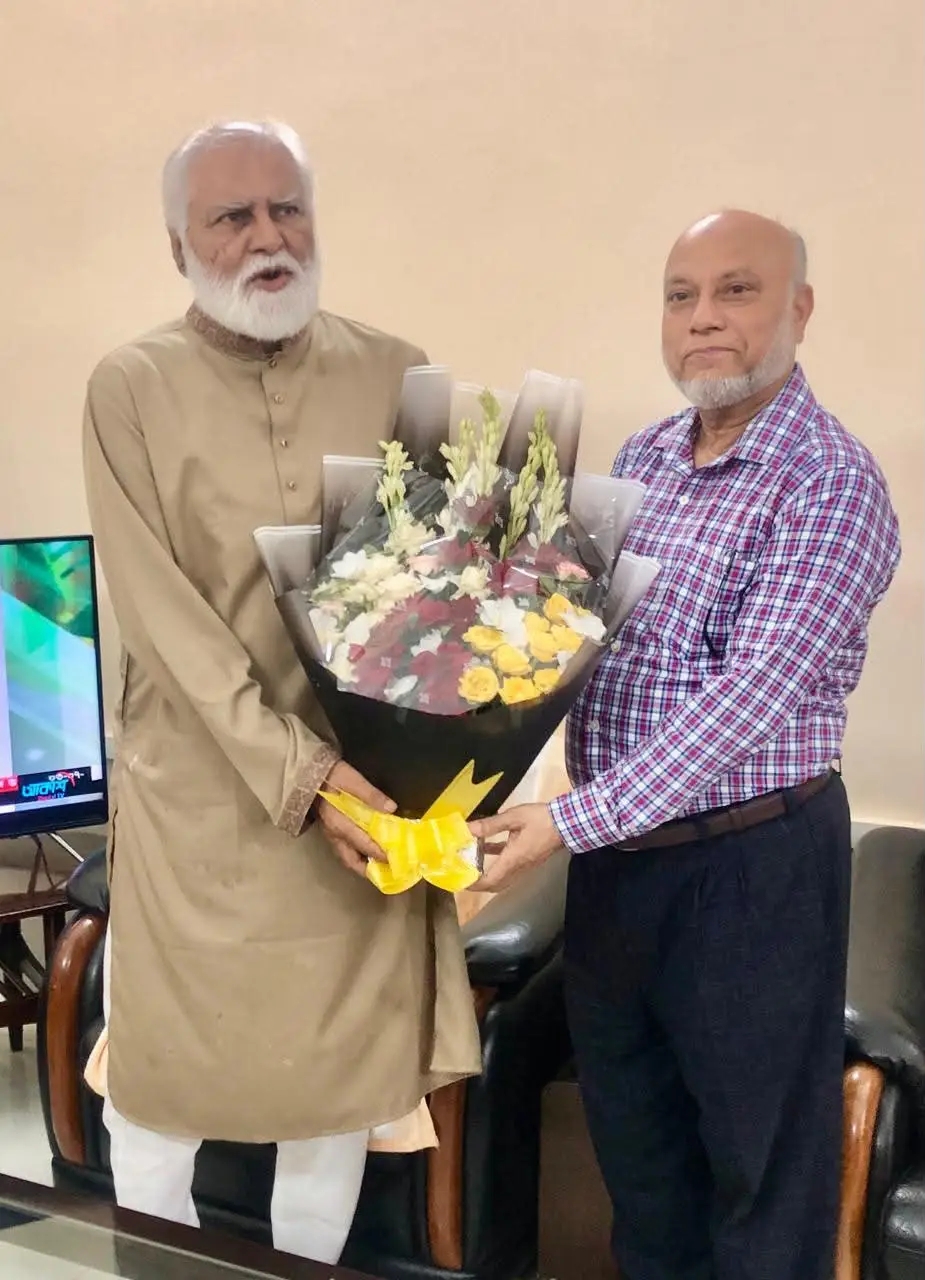 বাকৃবি ভাইস-চ্যান্সেলরের সঙ্গে দুর্যোগ ব্যবস্থাপনা ও ত্রাণ প্রতিমন্ত্রী,কাজের অঙ্গিকার