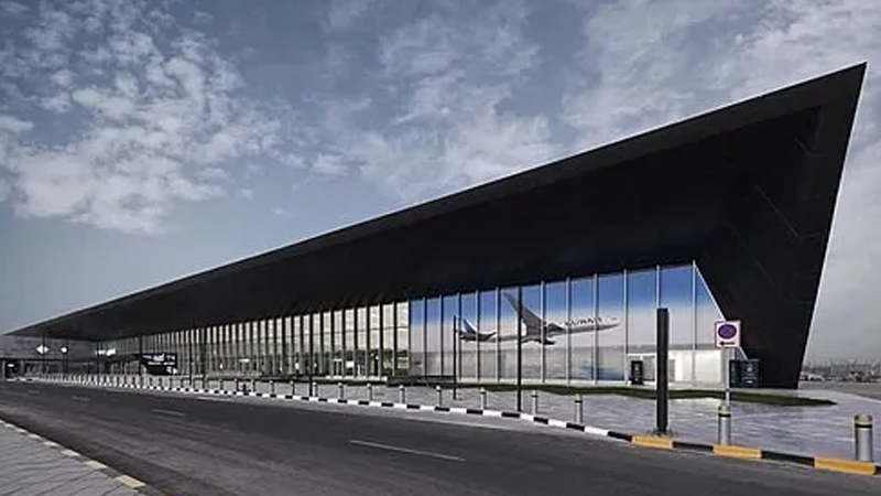 কুয়েত বিমানবন্দরে ড্রোন হামলা, জ্বালানি ট্যাংকে আগুন