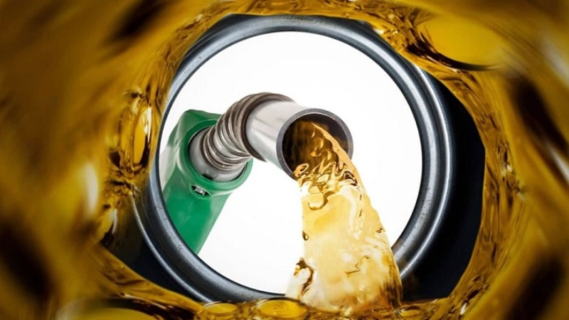 ভয়াবহ তেল সংকটের মুখে বিশ্ব