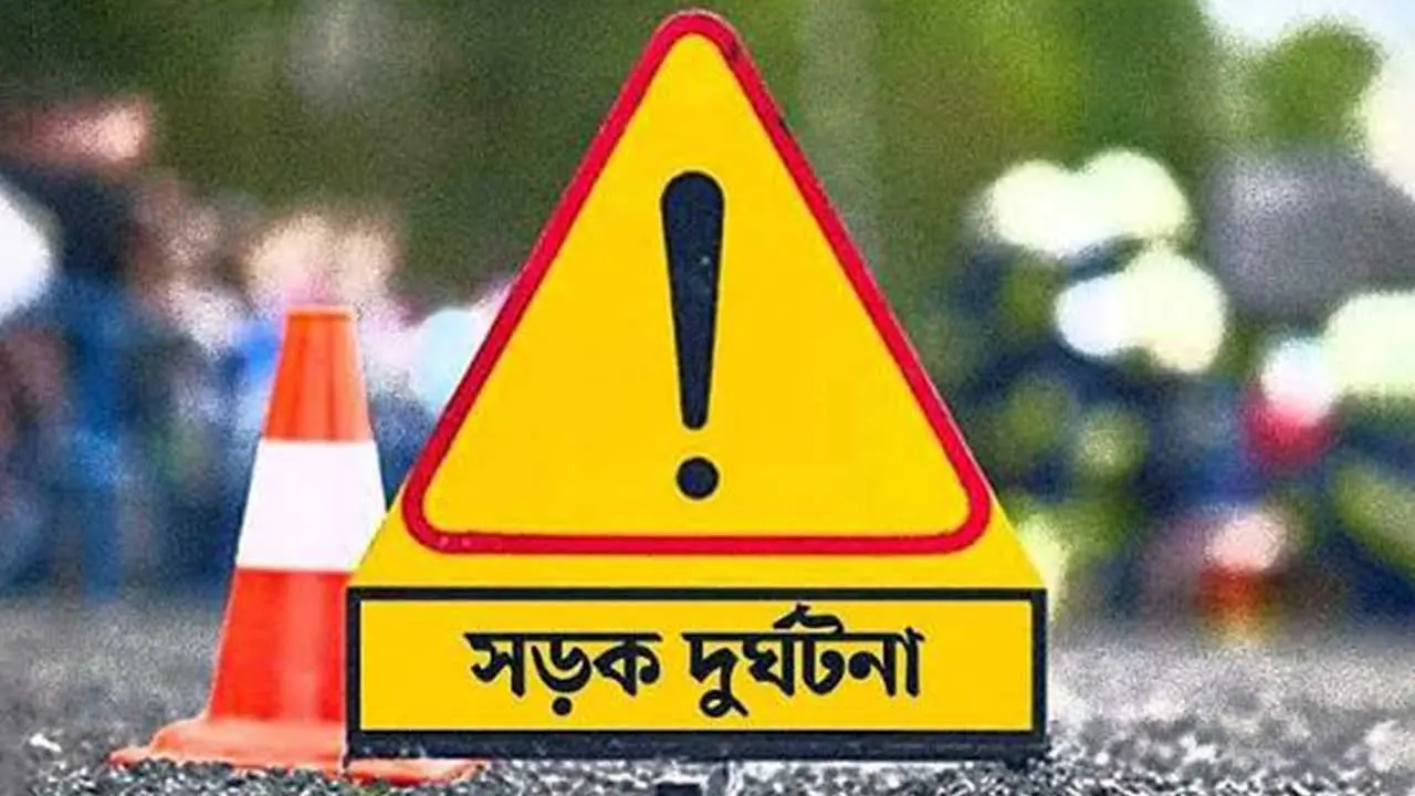বগুড়ায় ট্রাক-মাইক্রোবাস সংঘর্ষে নিহত ২