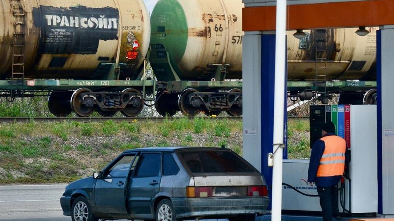 পেট্রোল রপ্তানি বন্ধের সিদ্ধান্ত রাশিয়ার