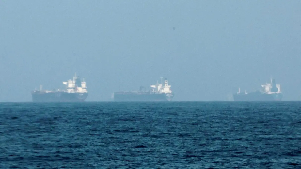 হরমুজে জাহাজ চলাচল নিয়ে নতুন প্রস্তাব ইরানের