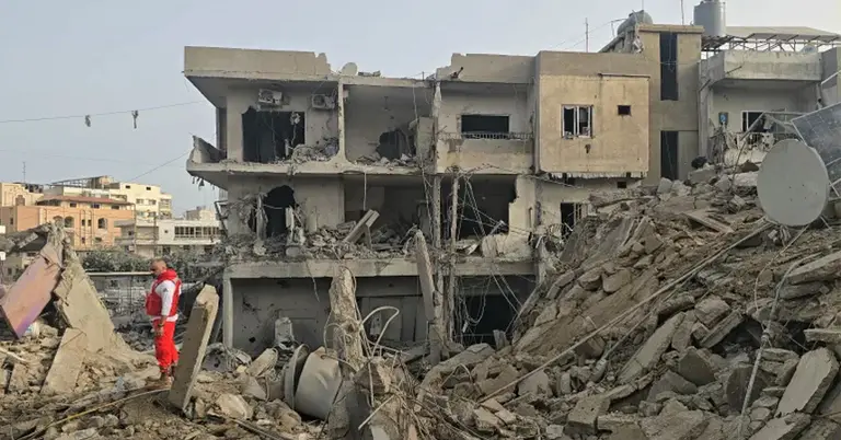 দক্ষিণ লেবাননে ইসরাইলি হামলায় ৩ শিশুসহ একই পরিবারের ৫ জন নিহত