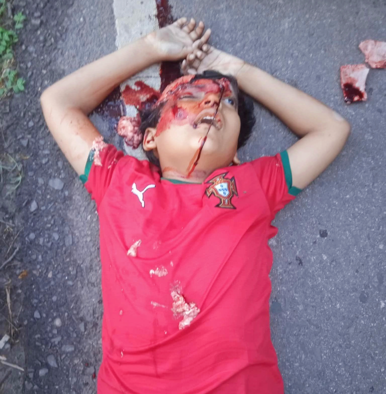 ঝালকাঠিতে বাসের চাপায় কিশোরের মৃত্যু