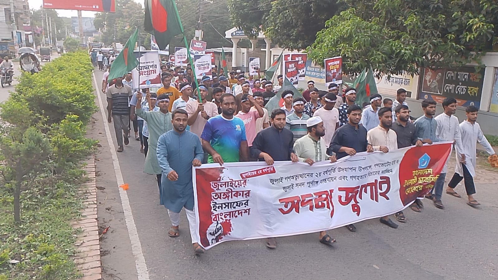 পূর্বের সরকার দিল্লীতে জায়গা পেয়েছে, আপনারা বঙ্গপোসাগরেও জায়গা পাবেন না- রবিউল ইসলাম