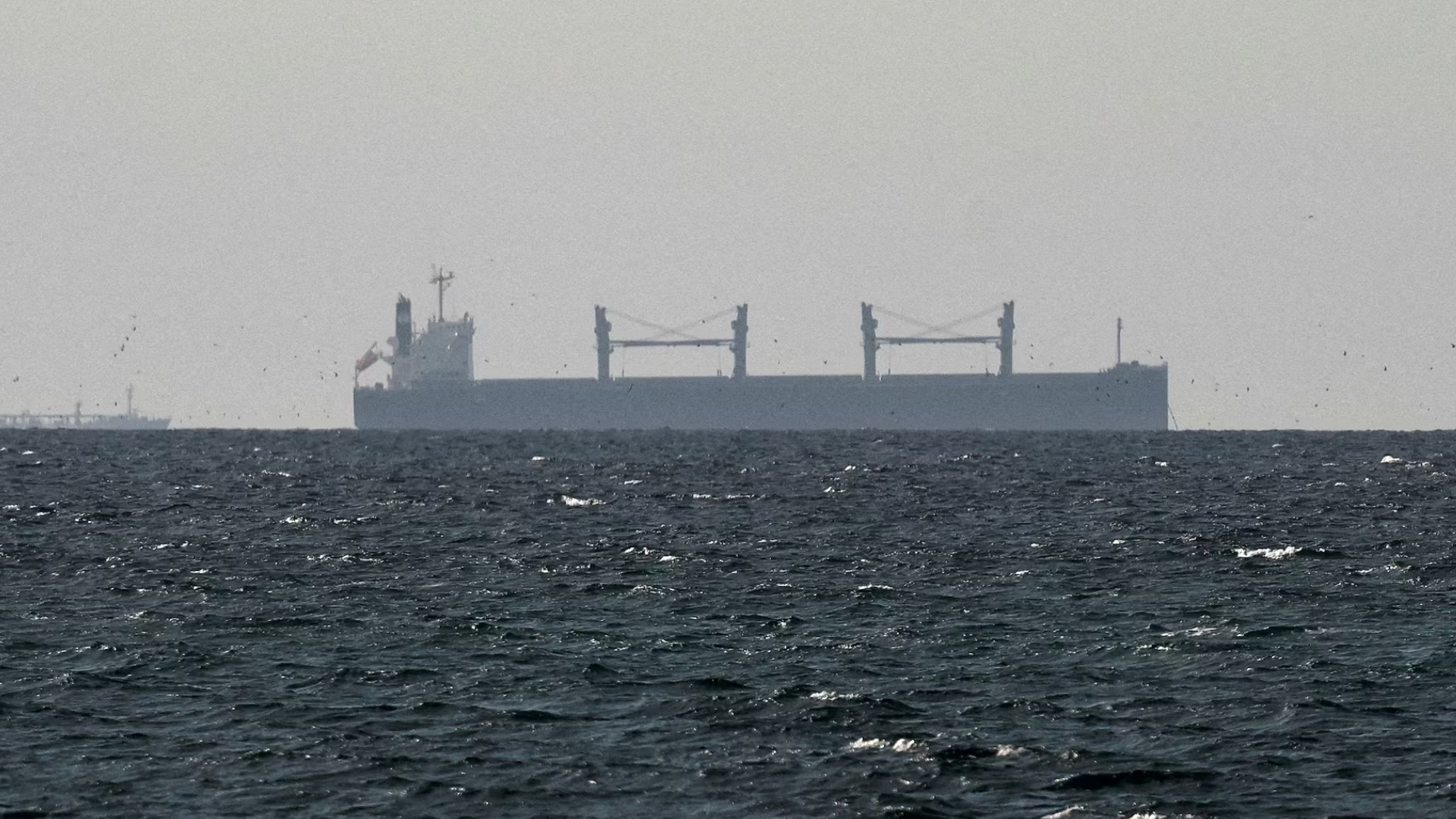 হরমুজ প্রণালী খোলা নিয়ে ইরানের নতুন বক্তব্য প্রকাশ