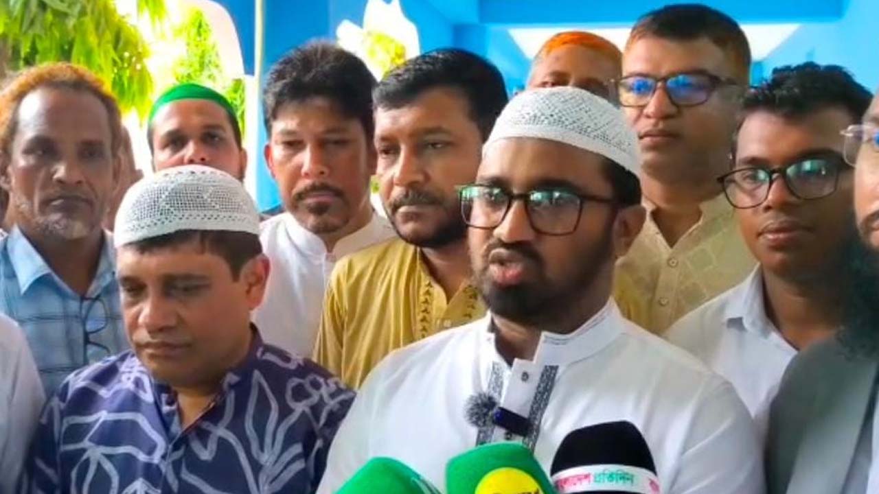ইসলামী মূল্যবোধের প্রচার হেফাজতের কাছ থেকে জামায়াতকে শেখা উচিত: রাশেদ খাঁন