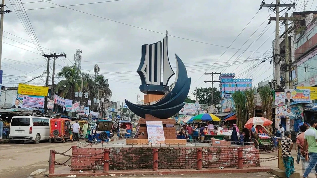 ছাগলনাইয়ায় বালু ব্যবসা নিয়ে বিএনপির দুই পক্ষের সংঘর্ষ, আহত ৫