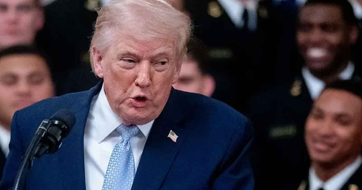 ইরান সংঘাত: ট্রাম্প একসঙ্গে সামরিক ও কূটনৈতিক পথ খুলে রেখেছেন