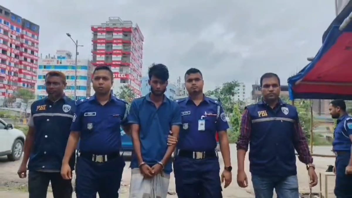 নারায়ণগঞ্জে বিয়ের চাপ দেয়ায় পরকীয়া প্রেমিকের হাতে গার্মেন্টস কর্মী খুন, প্রেমিক গ্রেফতার