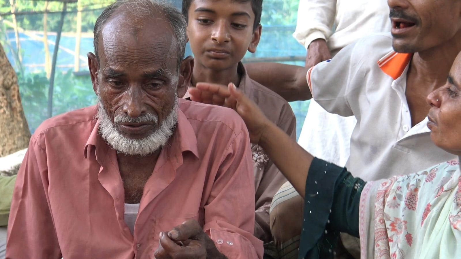 অভিমান ভেঙে ৩৮ বছর পর ঘরে ফিরেছেন জাবেদ আলী!