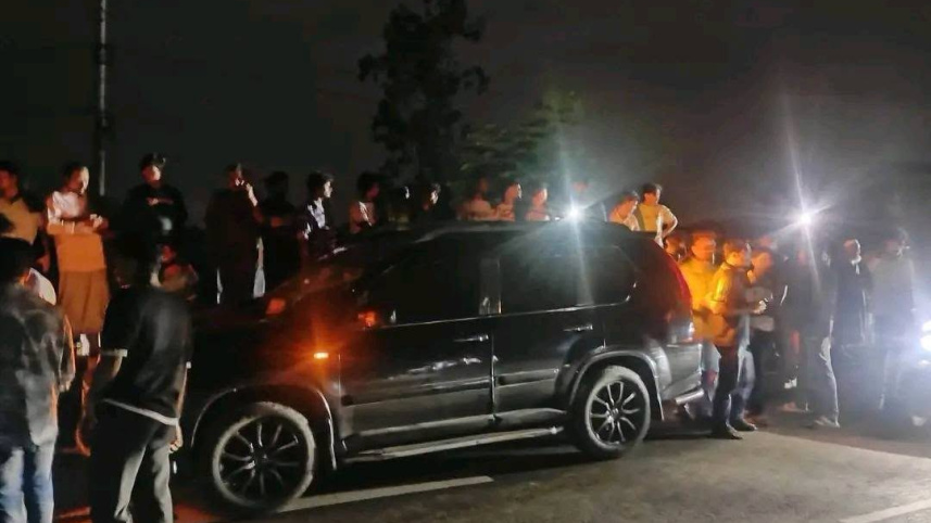চট্টগ্রাম-রাঙামাটি মহাসড়কে ব্যবসায়ীর গাড়িতে গুলি