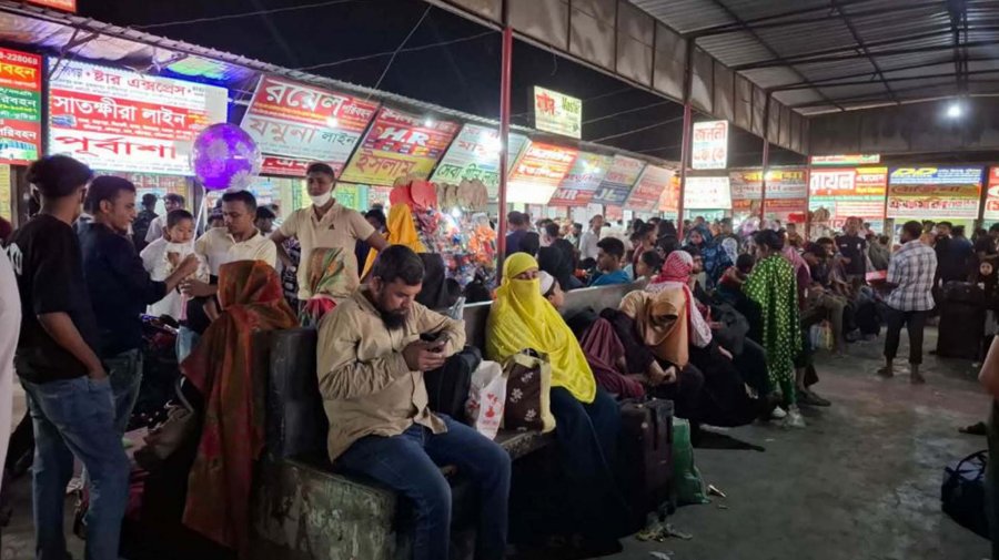 ৫০০ টাকার বাস ভাড়া এক হাজার, দুই কাউন্টারকে জরিমানা