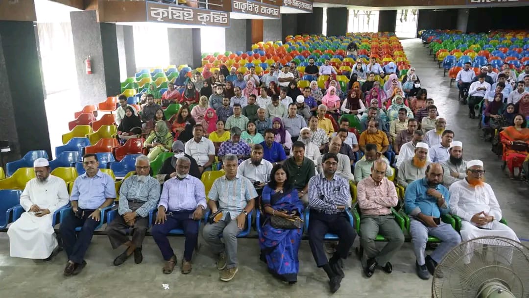 বাকৃবিতে শিক্ষক, কর্মকর্তা ও কর্মচারীদের উদ্দেশ্যে নবনিযুক্ত ভিসির দিকনির্দেশনা