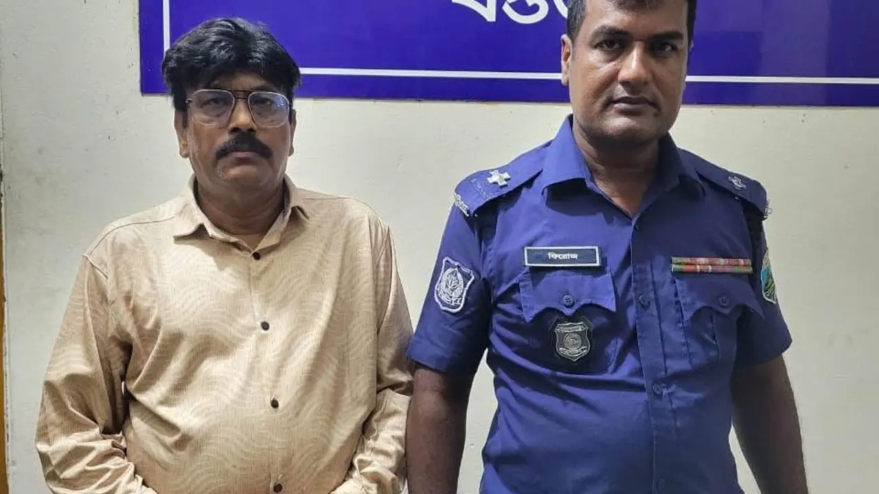 সনদ নেই তবুও লিখতেন ব্যবস্থাপত্র, ভুয়া চিকিৎসকের জেল-জরিমানা
