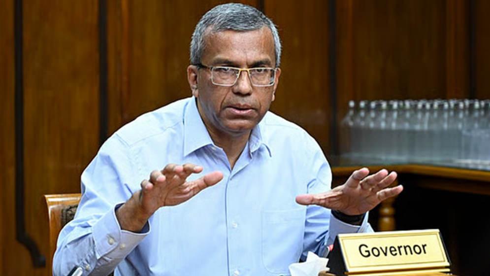 কোনো ব্যাংকই আর দলের হয়ে কাজ করতে পারবে না: গভর্নর