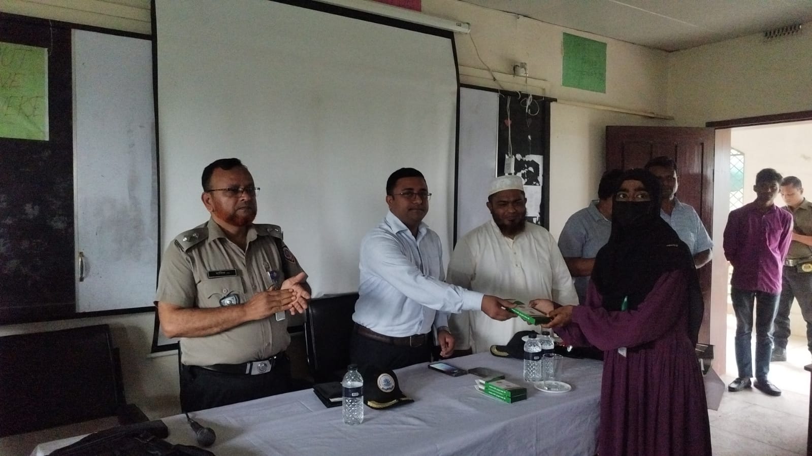 ফেনীর দাগনভূঞায় মাদক বিরোধী সেমিনার- "অভিভাবকরা সচেতন হলে মাদকাসক্ত ছেলের হাতে মায়ের মৃত্যু হতো না"