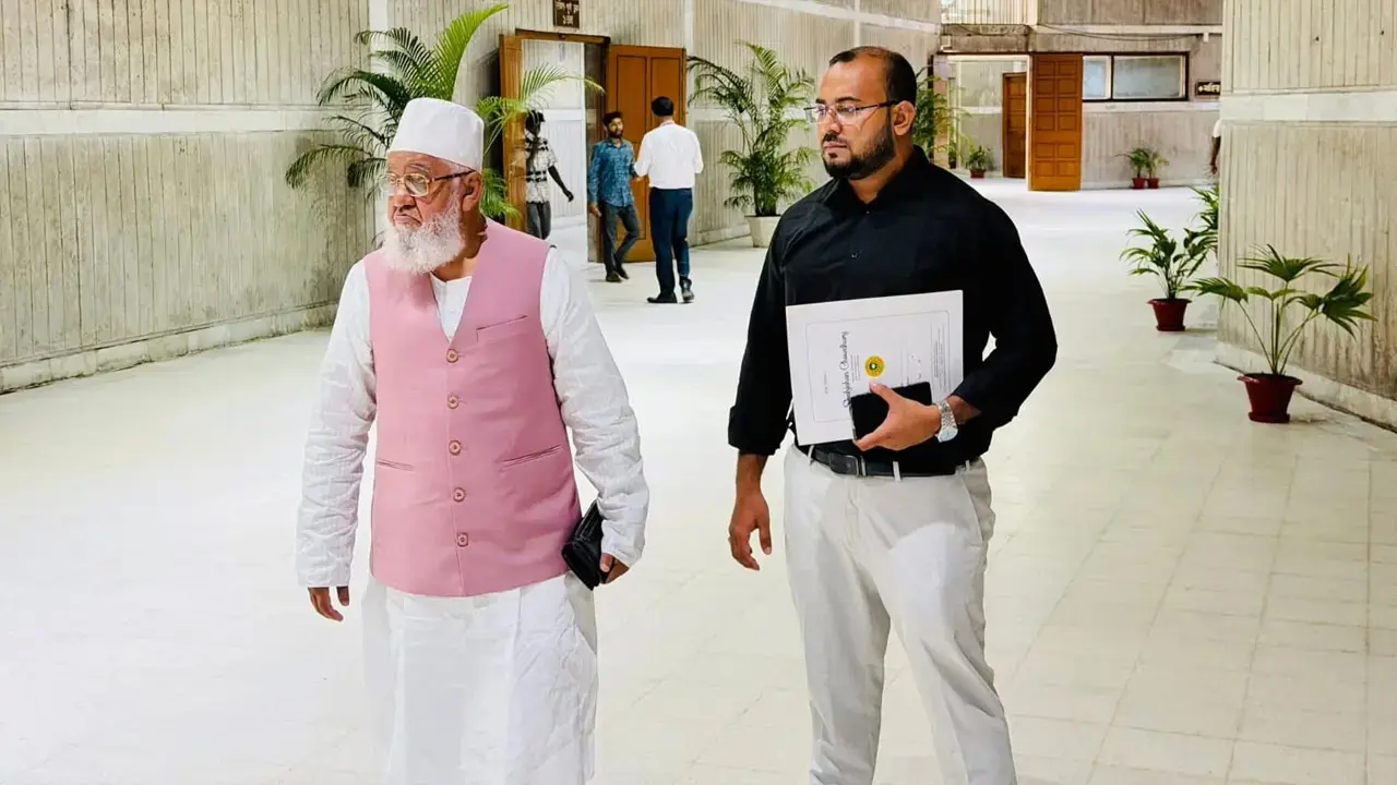 জামায়াত এমপি শাহজাহান চৌধুরীর পিএসের বিরুদ্ধে চাঁদাবাজি মামলা