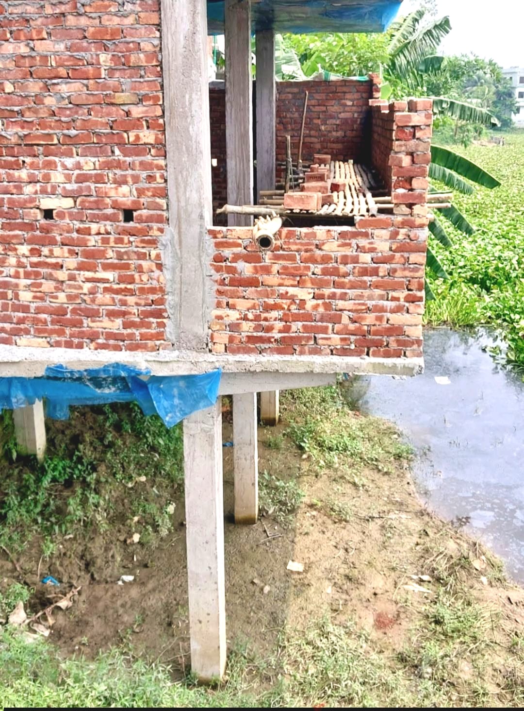 করতোয়ার বুকে কংক্রিটের থাবা! নদী দখলের অভিযোগে অভিযুক্ত স্কুল শিক্ষক