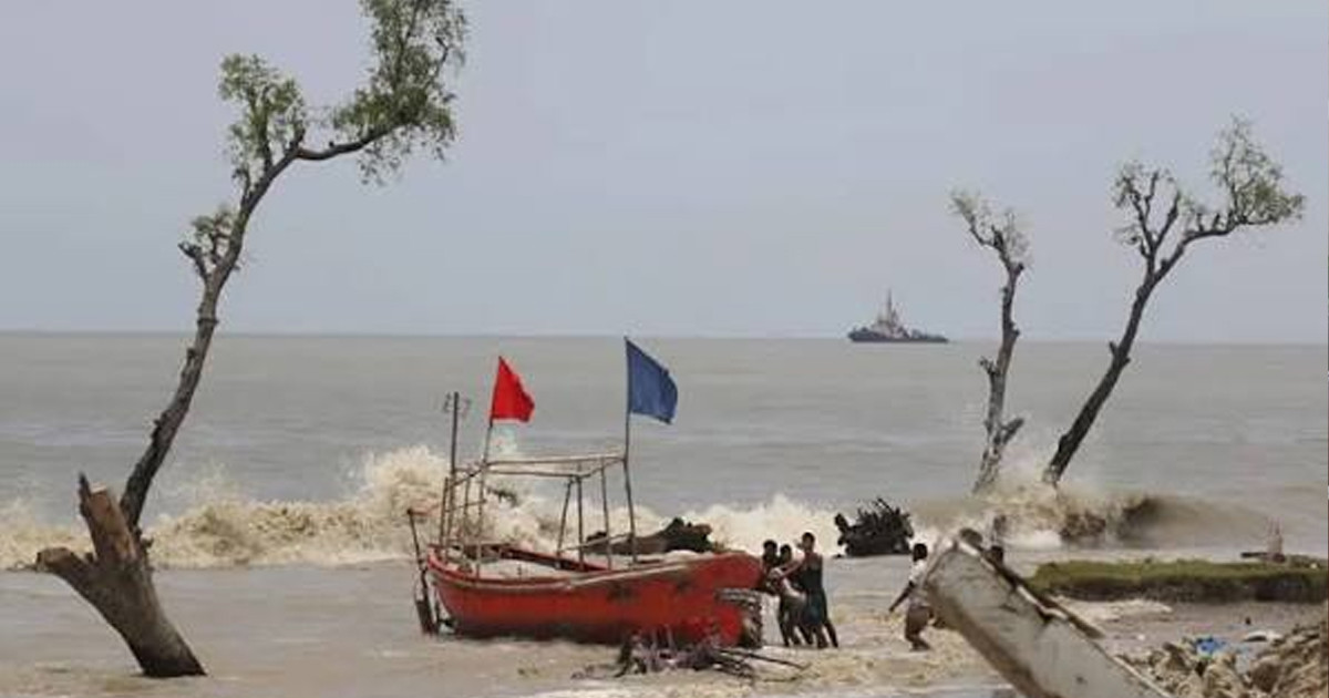 বঙ্গোপসাগরে আবার নিম্নচাপ, ৩ নম্বর সতর্ক সংকেত