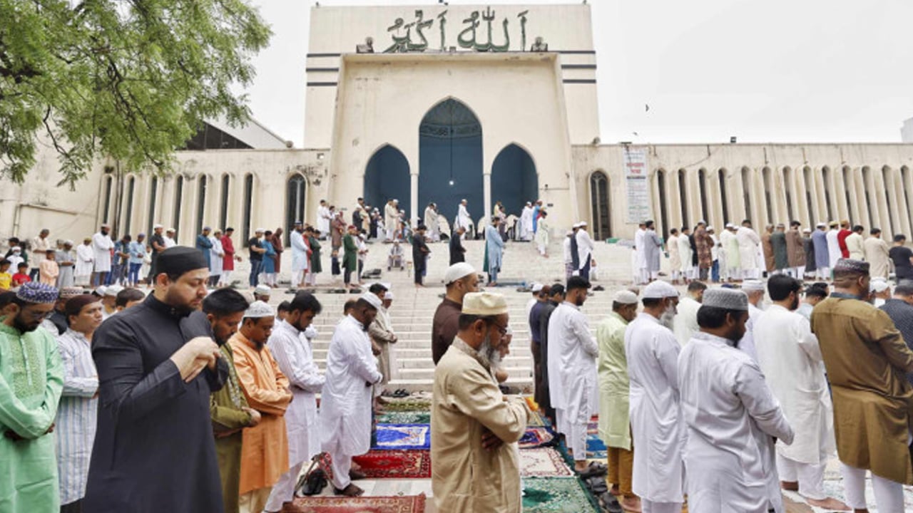 বায়তুল মোকাররমে ঈদুল ফিতরের ৫ জামাত