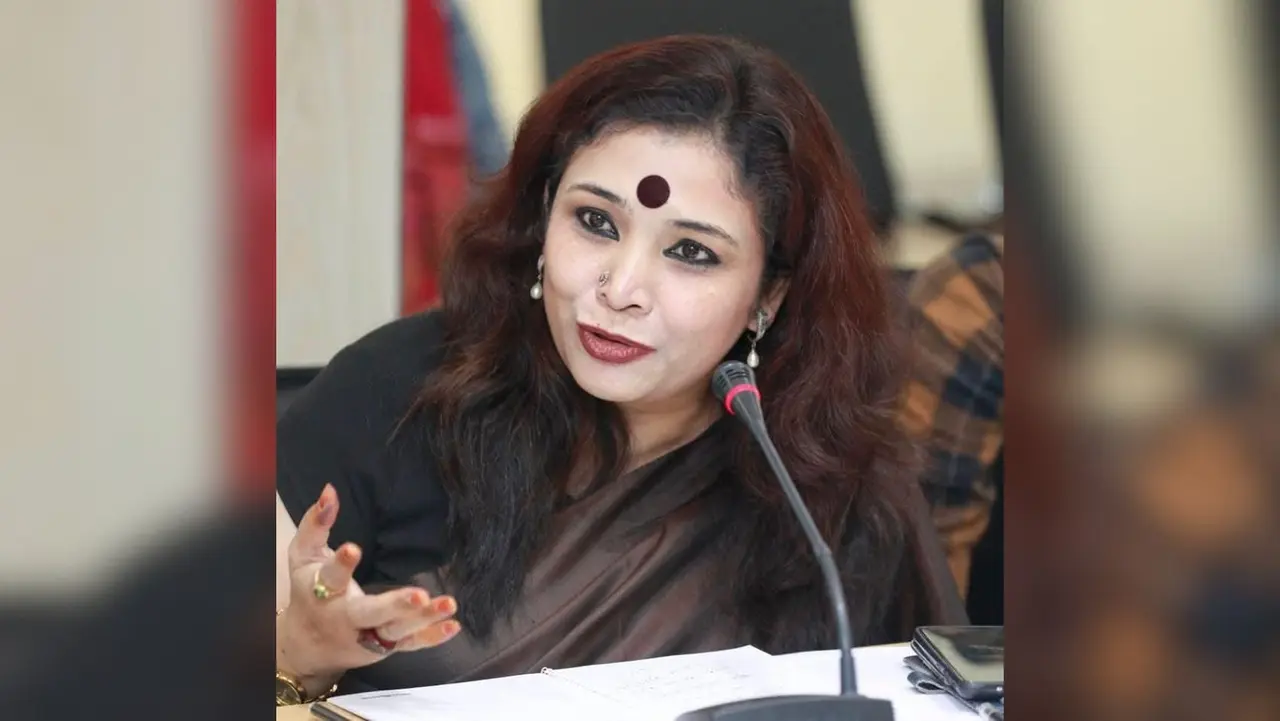 ফ্যাসিস্ট পুনর্বাসনের মন্তব্যের জেরে জাবি হল প্রভোস্টের অপসারণের দাবি