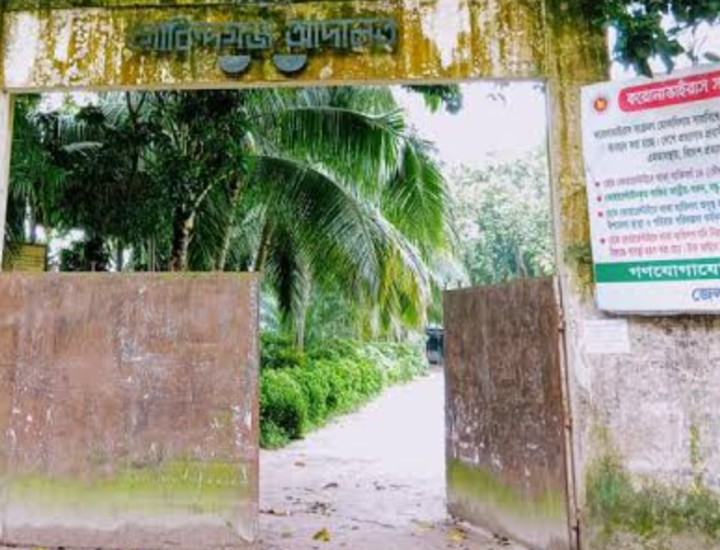 গাইবান্ধায় প্রাপ্তবয়স্ক ৪ আসামিকে শিশু বানিয়ে জামিন, আইনজীবীসহ অভিযুক্তদের বিরুদ্ধে মামলা দায়েরের নির্দেশ