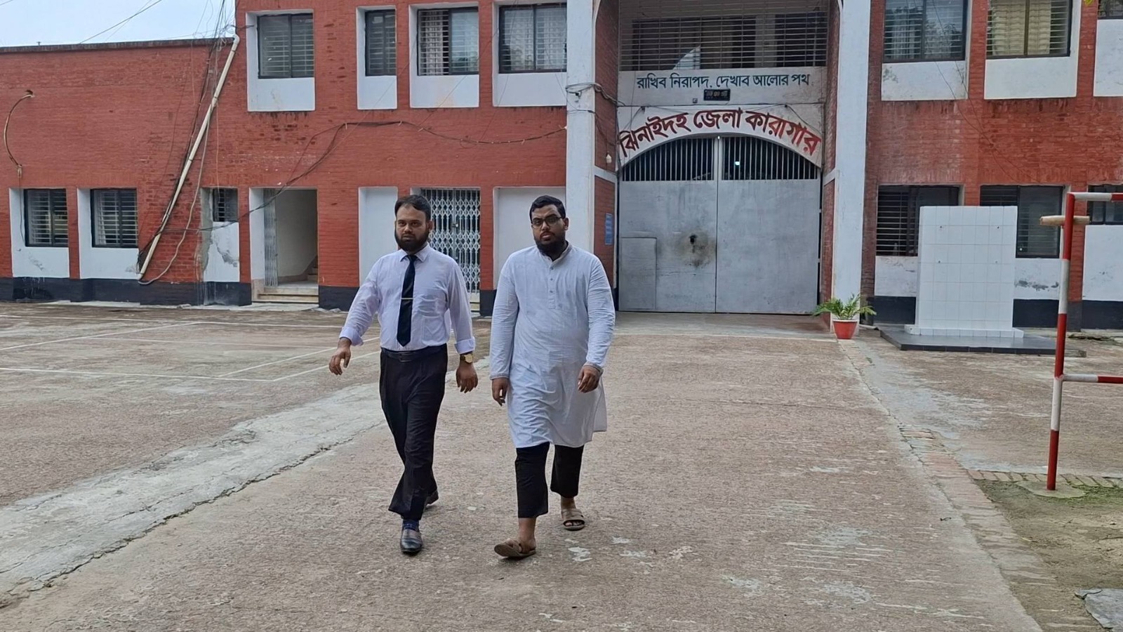 ঝিনাইদহে গ্রেফতার এনসিপির যুগ্ম সদস্য সচিব তারেক রেজা জামিনে মুক্ত