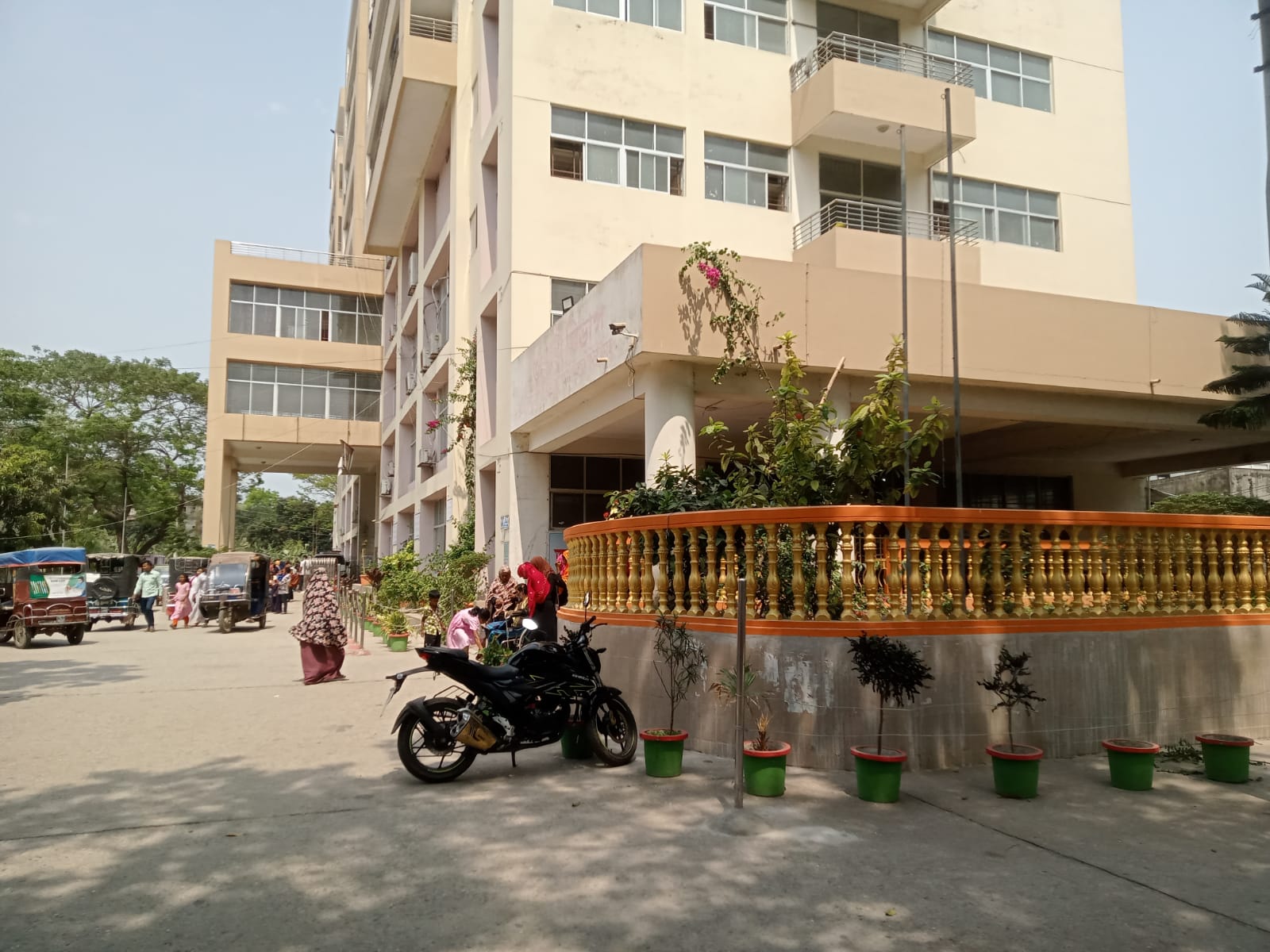 ঝিনাইদহ সদর হাসপাতালে সেবার আমূল পরিবর্তন: কমেছে খরচ, বেড়েছে মান